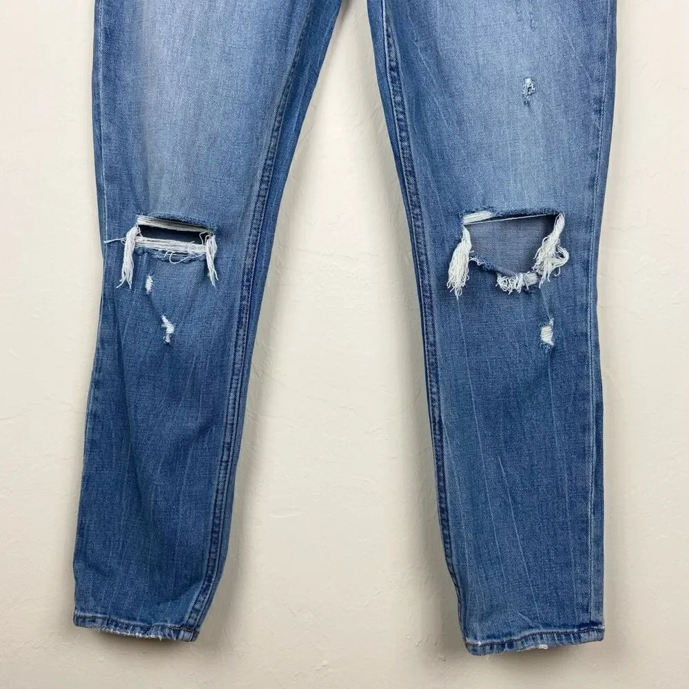 Abercrombie & Fitch Skinny High-Rise Curve Love Distressed Jeans